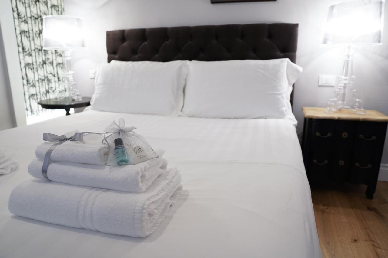 Art Apartment Black & White Suite Florencia Exterior foto