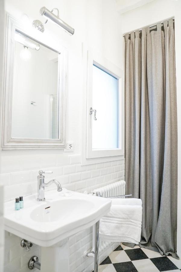 Art Apartment Black & White Suite Florencia Exterior foto