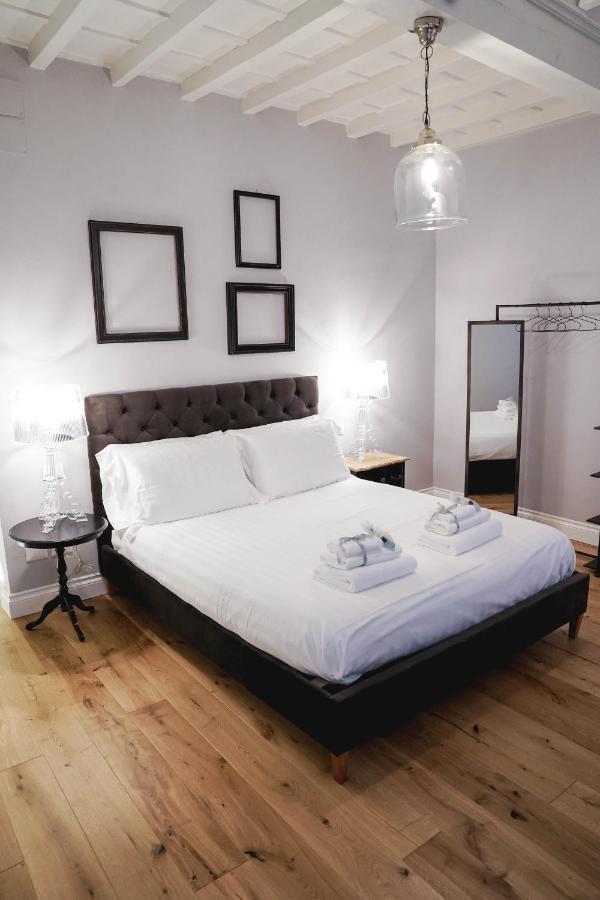 Art Apartment Black & White Suite Florencia Exterior foto